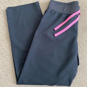 Night Sky Figs scrub set. Petite inseam. Size small.